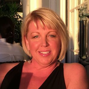 Meet your Posher, Marnie